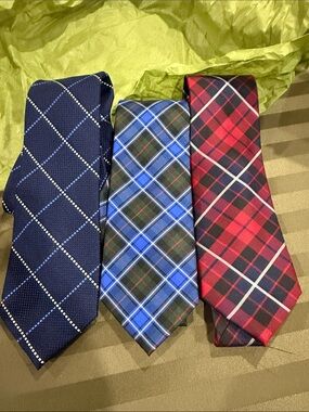Tommy Hilfiger silk plaid ties red and blue - set of 3